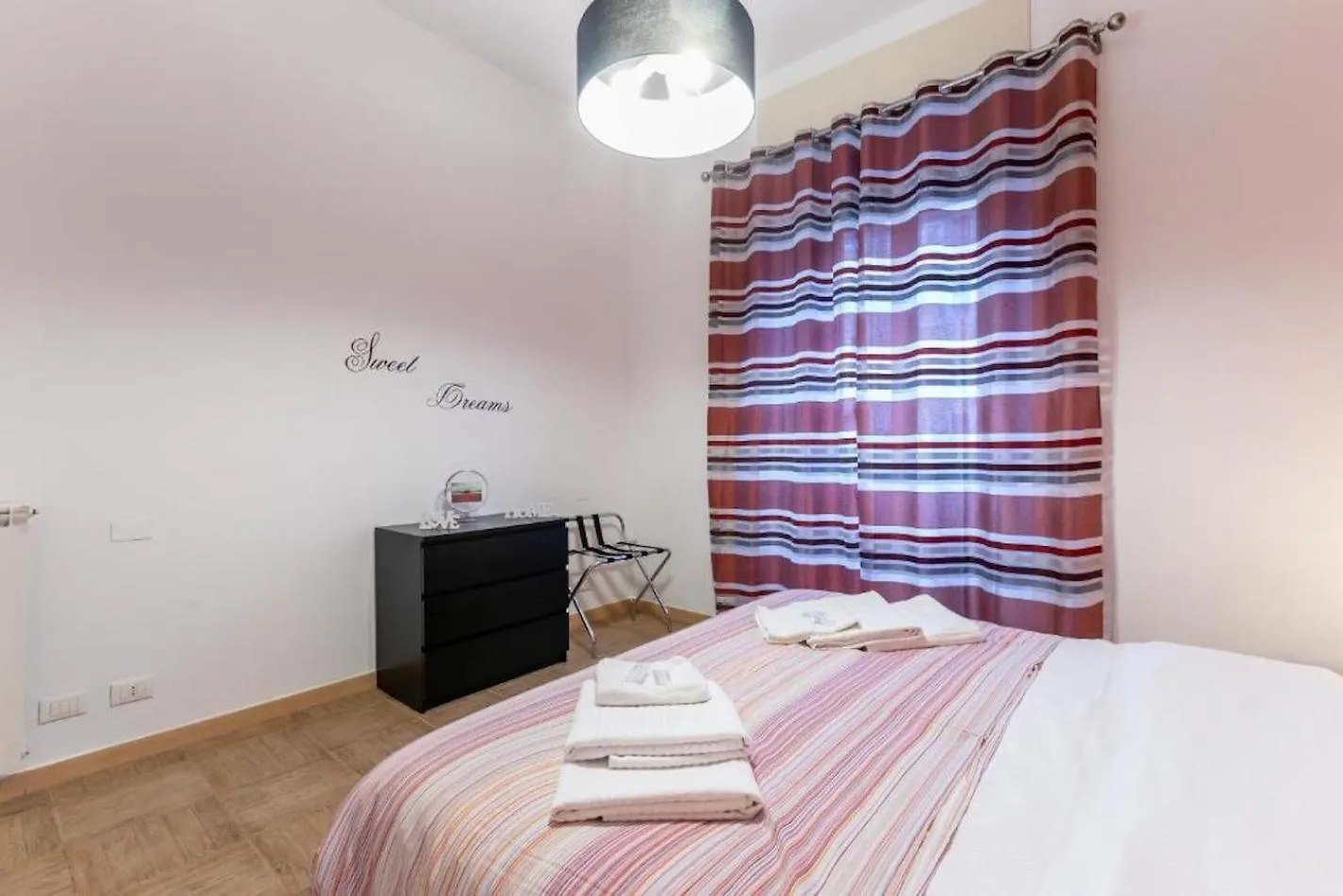 Roma Suite - Trastevere Train Station - Wifi Appartement Rome